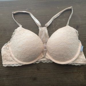 Cream Lacey bra ✨